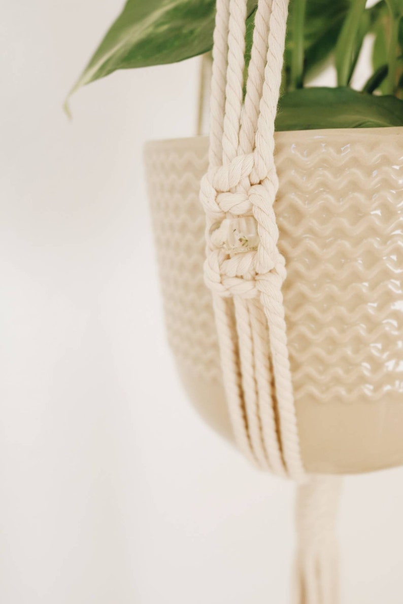 Meadow Plant Hanger with Flower Resin Beads