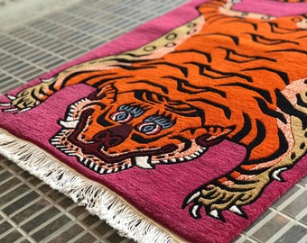洋書 The Tiger Rugs of Tibet The Tiger Rugs of Tibet | Mimi Lipton