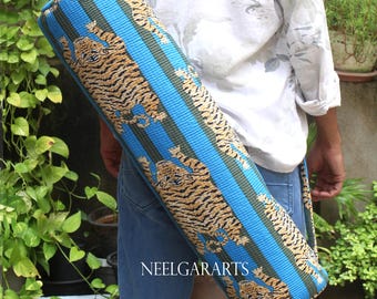 Bolsa para esterilla de yoga acolchada de algodón hecha a mano con estampado de tigre, 26 pulgadas