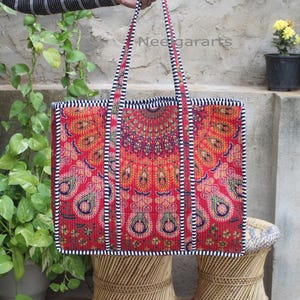 Gesteppte Rote Mandala Gedruckt Einkaufstasche Indische Handgefertigte Handtasche Einkaufstasche Frau Tote Mandala Schultertasche - Neelgar Arts
