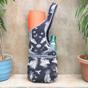 Indian Handmade Jhola Yoga Mat Bag Quilted Sling Tote Ethnic Black & White Nature Print Eco-Friendly Gym Bag Lightweight Boho Yoga Bag