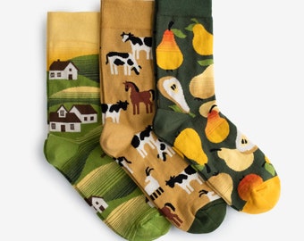 Hamlet Socks 3-Pack | Colorful socks mens womens | Gift for him & her | Village motives