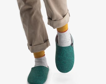 Forest Green Wool Slippers | Minimalist Felt House Shoes | Unisex Pine Slippers | Cozy Gift