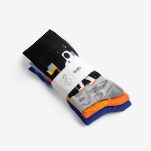 Space Oddity Socks 3-Pack Colorful socks mens womens Gift for him & her Cosmonauts and planets image 4