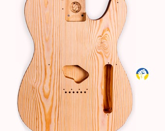Corpo Tele in pino, camerato LEGGERO 3,7 libbre. (Sandwich 4 parti)Corpo vuoto della chitarra, non finito, si adatta a qualsiasi manico Tele Fender, suona bene.