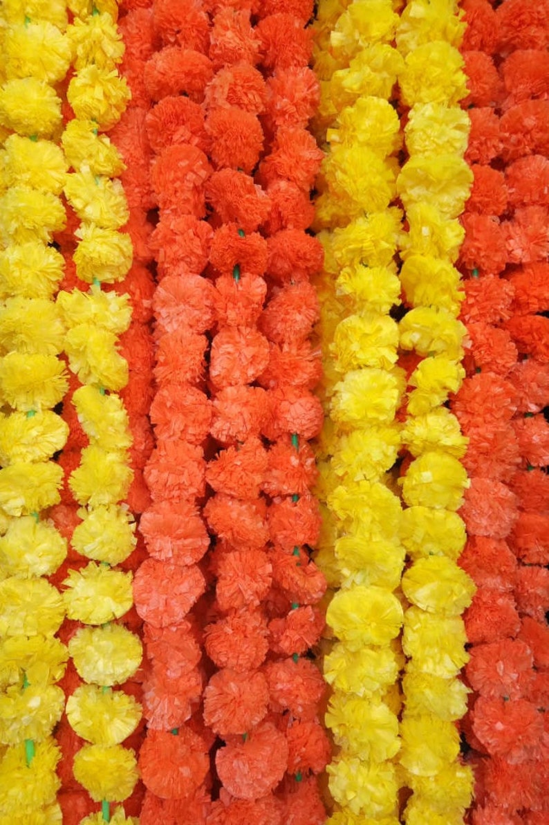 5 Feet Indian Orange & Yellow Garlands Artificial Marigold ...