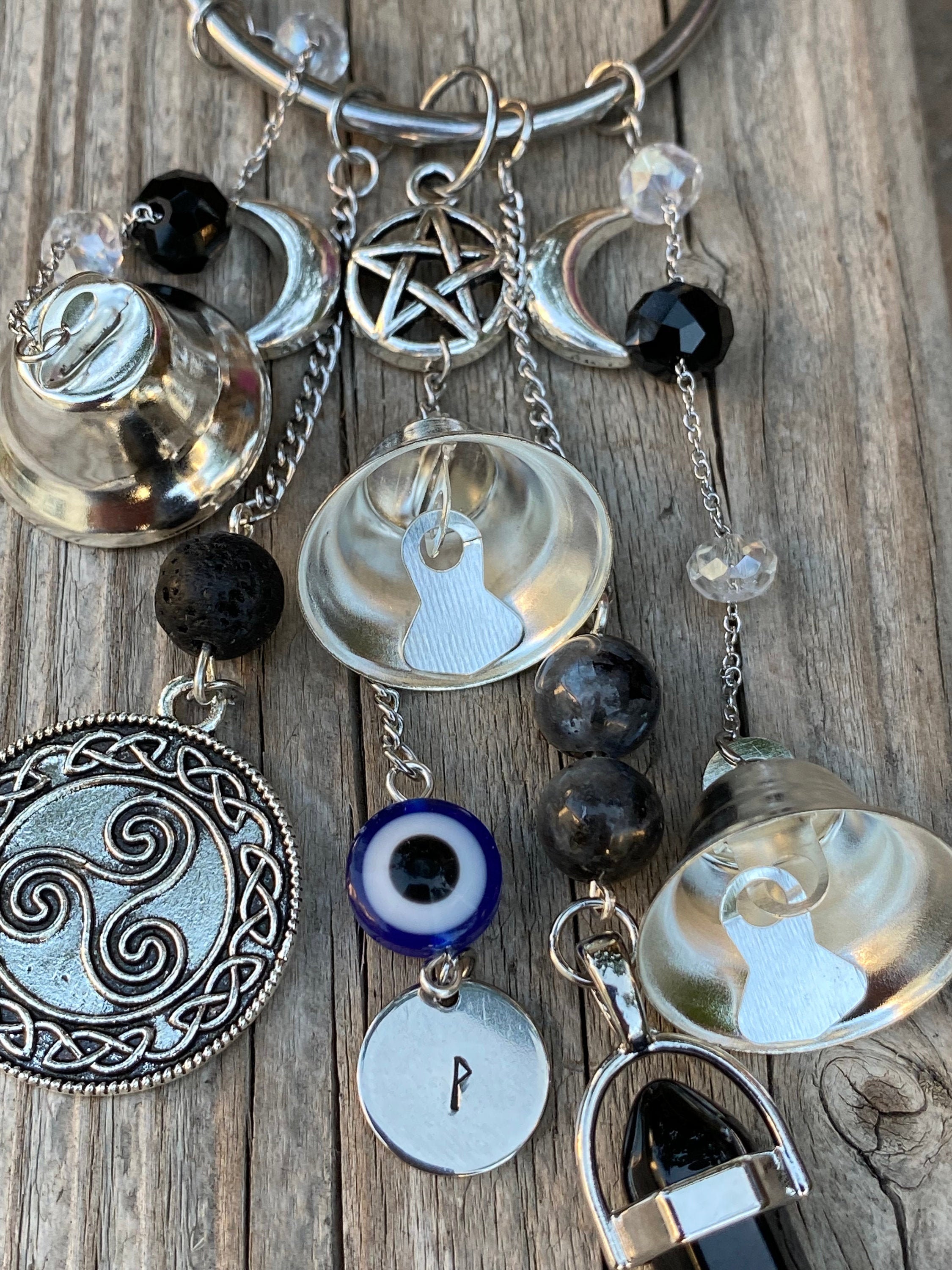 Home Protection for Front Door, Witch Bells for Door, Celtic Bells, Witch  Bells, Protection Bells, Spiritual Protection, New Home Gifts 