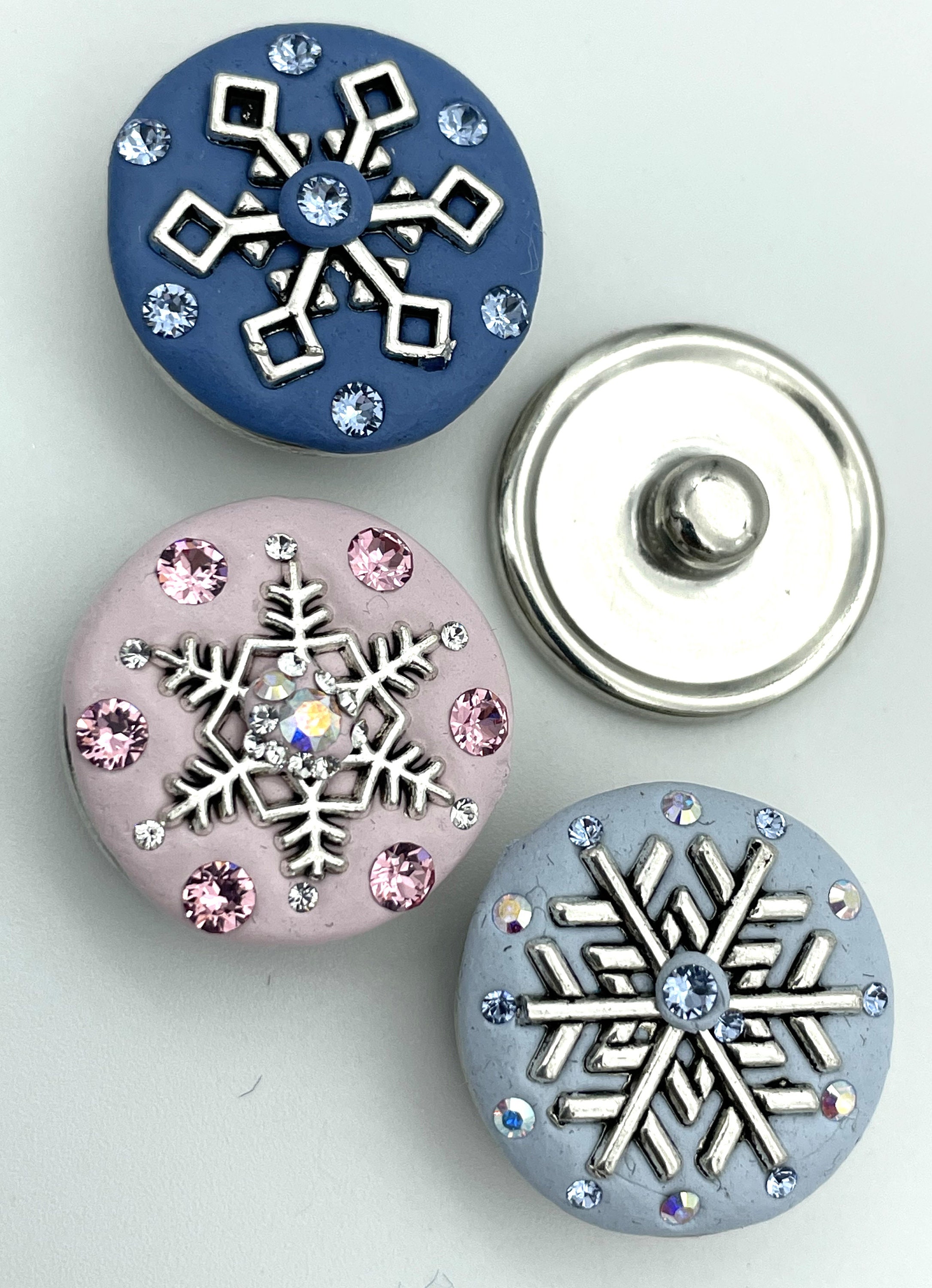 Snowflake Snap Buttons – Shiny Sparklez