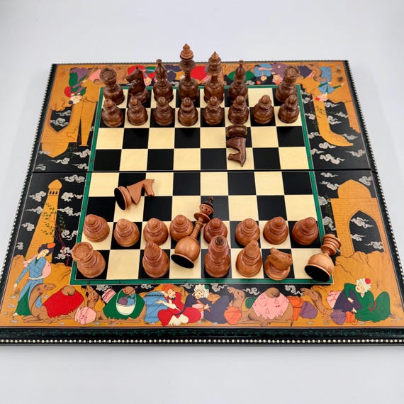 Handcrafted Walnut Chess Set, Luxury Chessboard-Nature-Inspired Motifs | Unique Design for Collectors & Enthusiasts | Lacquered 3 in 1 Board