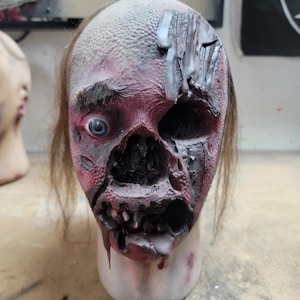Scary Zombie Head Halloween Prop