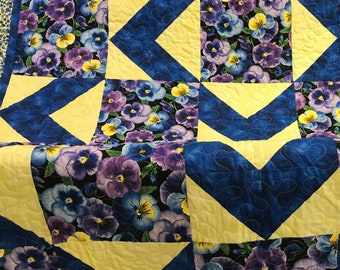 Quilted Bed Quilt/Quilt/Throw/Blanket