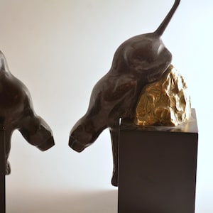 Vintage Art Deco Jaguar/Black Panther Metal Bookends on Wood Base bild 4
