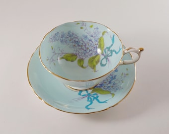 Paragon Double Warrant Pale Blue Lilac Teacup