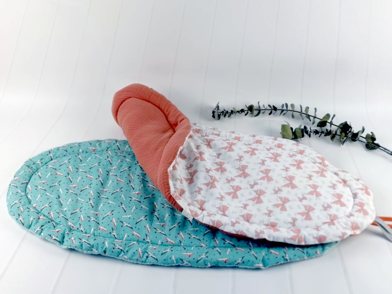 gift for new baby born. Topponcino Montessori birds in oeko tex cotton