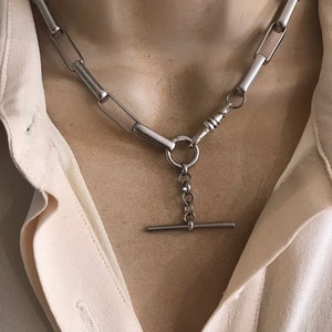 Silver T-bar pendant necklaces