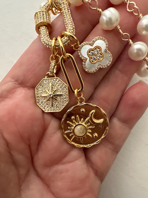 ★PEARLY MORE★ Small Charm Layered Necklace Layered Charms Pearl Necklace/solitaire Necklace - Etsy