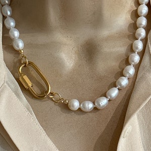 Natural pearl collar necklace