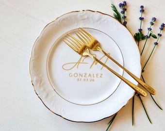 Gold Rim Wedding Cake Plate and Forks Set, Personalized Porcelain Plate, Engraved Dessert Forks, Gift for Couple