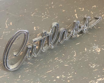 Vintage 1965-1969 Oldsmobile Cutlass Emblem