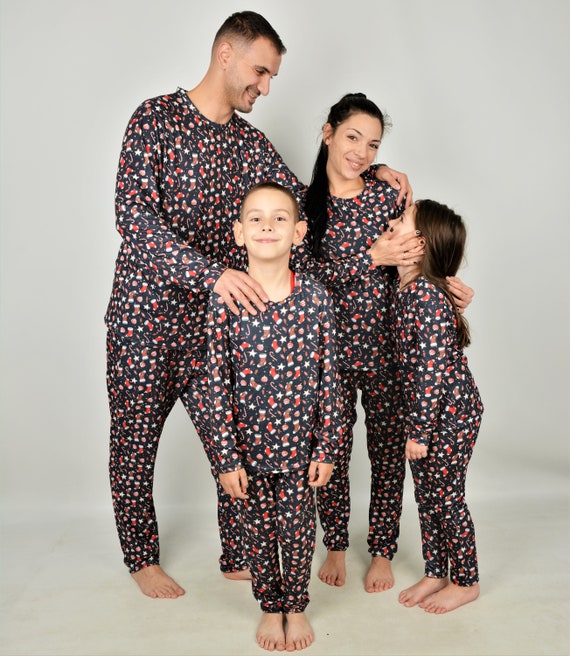 pj abbinati personalizzati, Pj abbinati Set di pigiami coordinati per famiglie Abbigliamento Abbigliamento genere neutro per adulti Pigiami e vestaglie Pigiami pjs personalizzati pigiami pigiami natalizi abbinati 