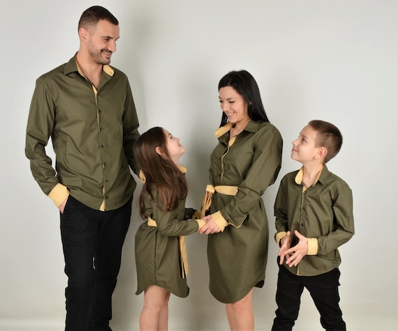 Sucediendo Enriquecimiento Exitoso Trajes familiares a juego verde caqui camisas militares - Etsy España