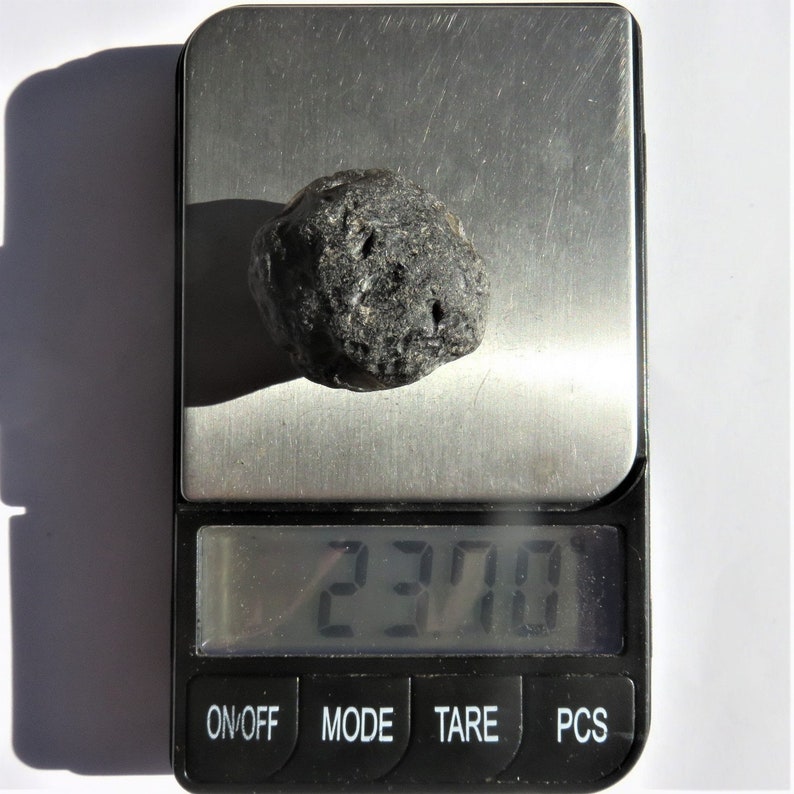 Rare Columbian Tektite AAA Meteorite glass, genuine raw Crystal Specimen image 10