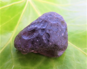 Columbian Tektite, Rare Meteorite glass, genuine raw Crystal Specimen AAA
