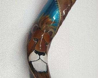 Hand Painted Kodu Shofar Torciz Laise Lion of Judeah + Carring Bag