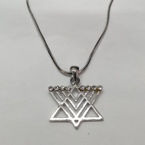 Silver Plaited Neckless Star of David With Small Crystle Stones