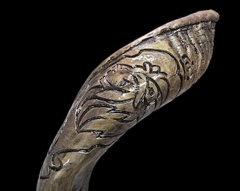 Hand Engraved Kodu Shofar Royal Lion + Bag