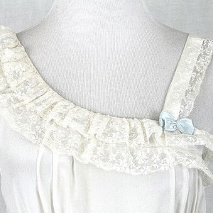 Edwardian Ivory Silk Grecian Inspired Nightdress Gown with French lace trim Antique Trousseau Excellent Condition xs s