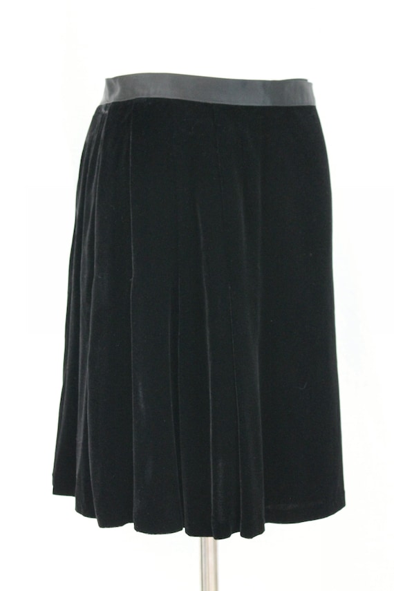 Vintage Ralph Lauren Black Silk Velvet Kilt Skirt… - image 2