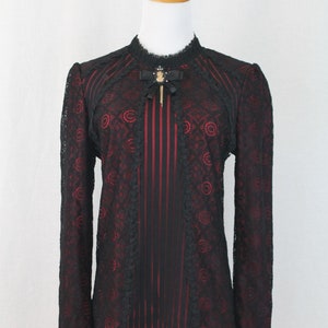 Elegant Gothic Lolita Gloomy Victorian Princess Lace Blouse with Brooch Size Medium USA XXL Japan