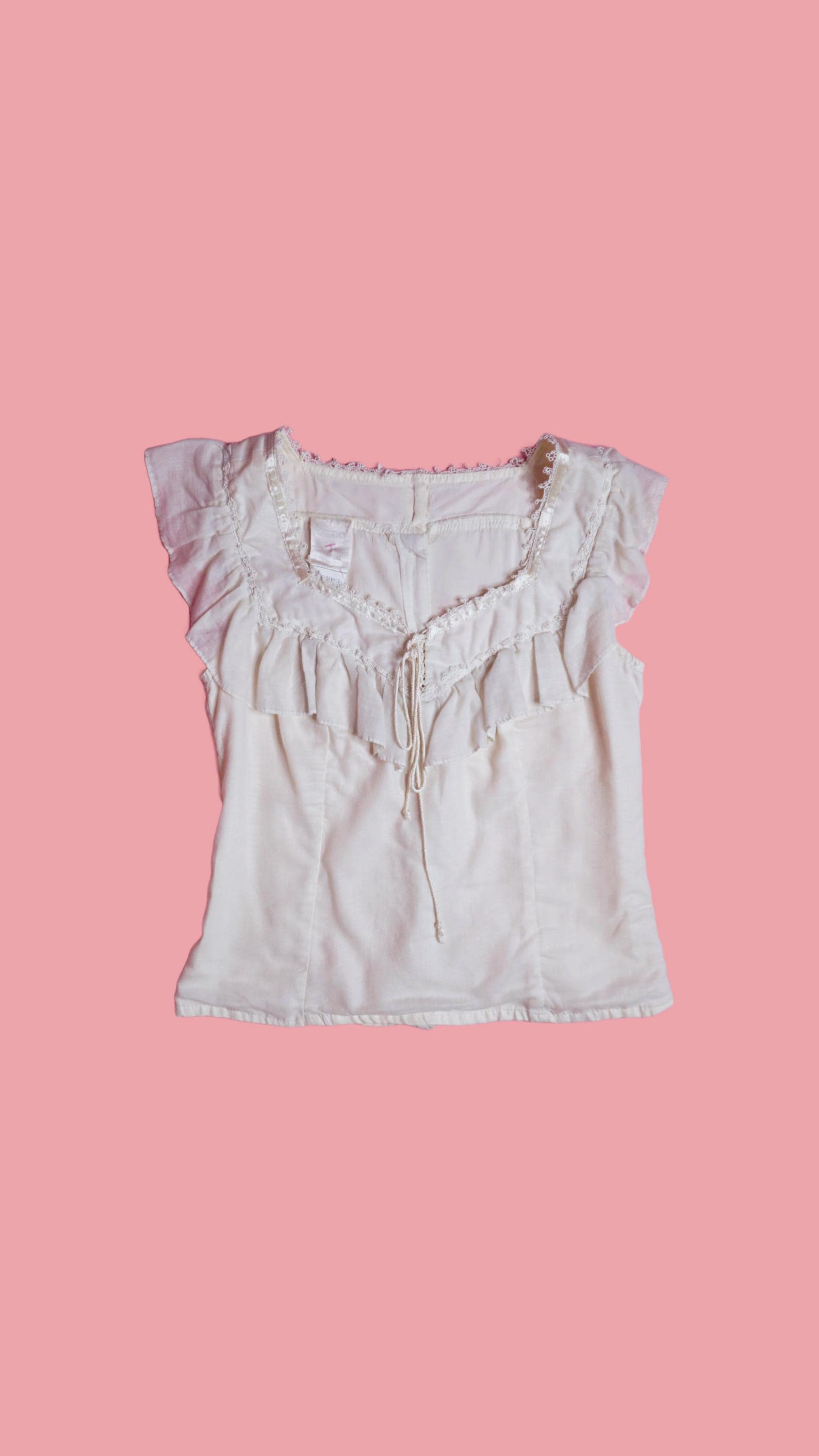 1970s-1980s GUNNIES. GUNNE SAX. Jessica McClintock White. Button Back Adjustable Front Tie Ruffle Sleeveless Blouse. Extra Small-Small