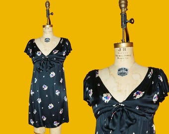 Y2K BETSEY JOHNSON Black Silk FLUTTER Sleeve Empire Waist. Twilight. Adjustable Floral Abstract Print Bow Ribbon Dress. Extra Small. As Is