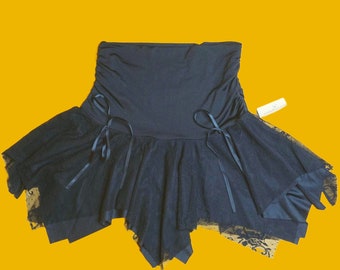 Y2K HOT KISS NWT Black Mini Skirt with Asymmetrical Lace Layered Hem and Adjustable Ribbons Bows. Small-Medium