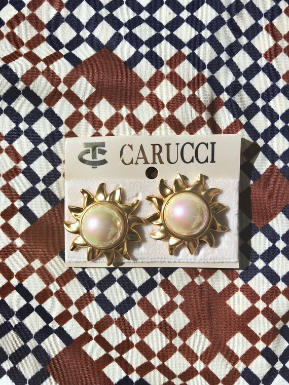 1990s NOS Sun, Faux Pearl, Clip on Earrings