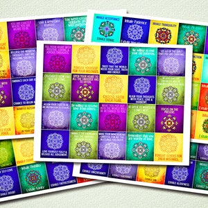 K&ouml;nnte beinhalten: Ein Set mit 36 bunten Affirmationskarten mit Mandala-Designs und inspirierenden S&auml;tzen. Jede Karte zeigt eine andere Affirmation, wie "Inhale Acceptance, Exhale Denial" und "Inhale Patience, Exhale Turmoil".
