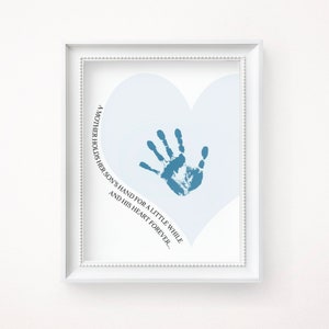 Presente de impressão manual para a mãe, presente de aniversário personalizado para a mãe do filho, uma mãe segura a mão de seu filho, kit de artesanato para download para crianças