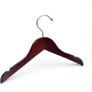 Cintres en bois Royal Heirloom Baby, noyer foncé - Boîte de 25, 50 ou 100