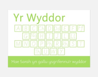 Welsh Alphabet Learning Mat: Wipe Clean, Uppercase Letters