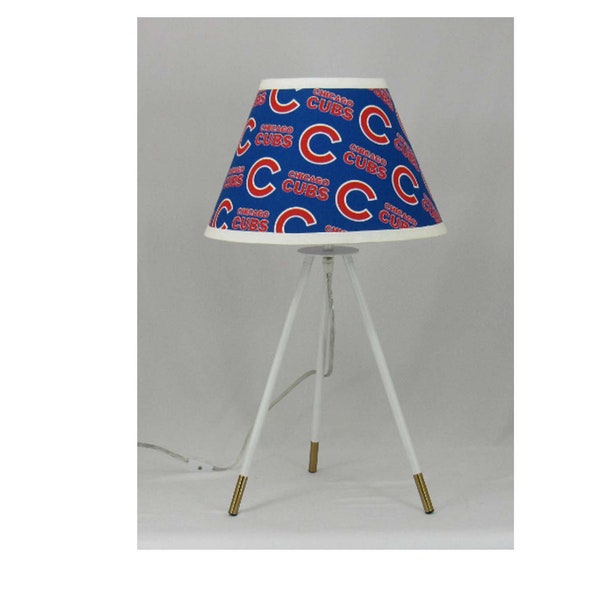 White Tripod Accent Lamp with Chicago Cubs Pattern Shade