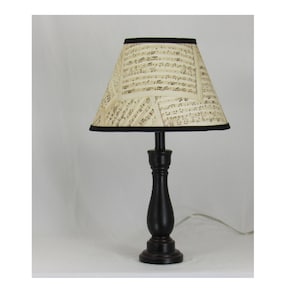 Cody Accent Lamp met Bladmuziek Print Shade