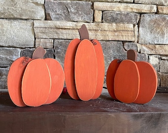 Wooden pumpkin trio, Halloween decoration, thanksgiving decoration