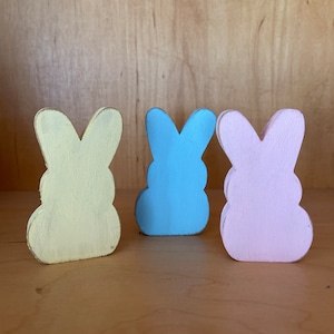 Mini pastel bunny trio