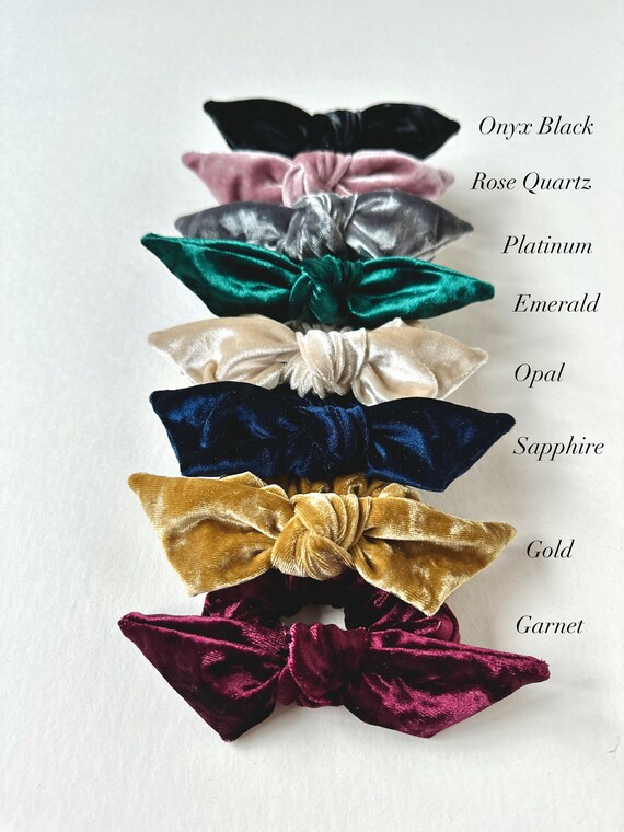 VELVET MINI SCRUNCHIE ROSE QUARTZ VELVET MINI SCRUNCHIE ROSE QUARTZ