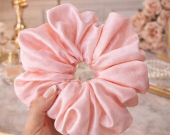 Luxury Bridal Bridesmaid Soft Pink Raw Silk Lace Hair Bun Decoration Handmade Scrunchie Elegant Gift