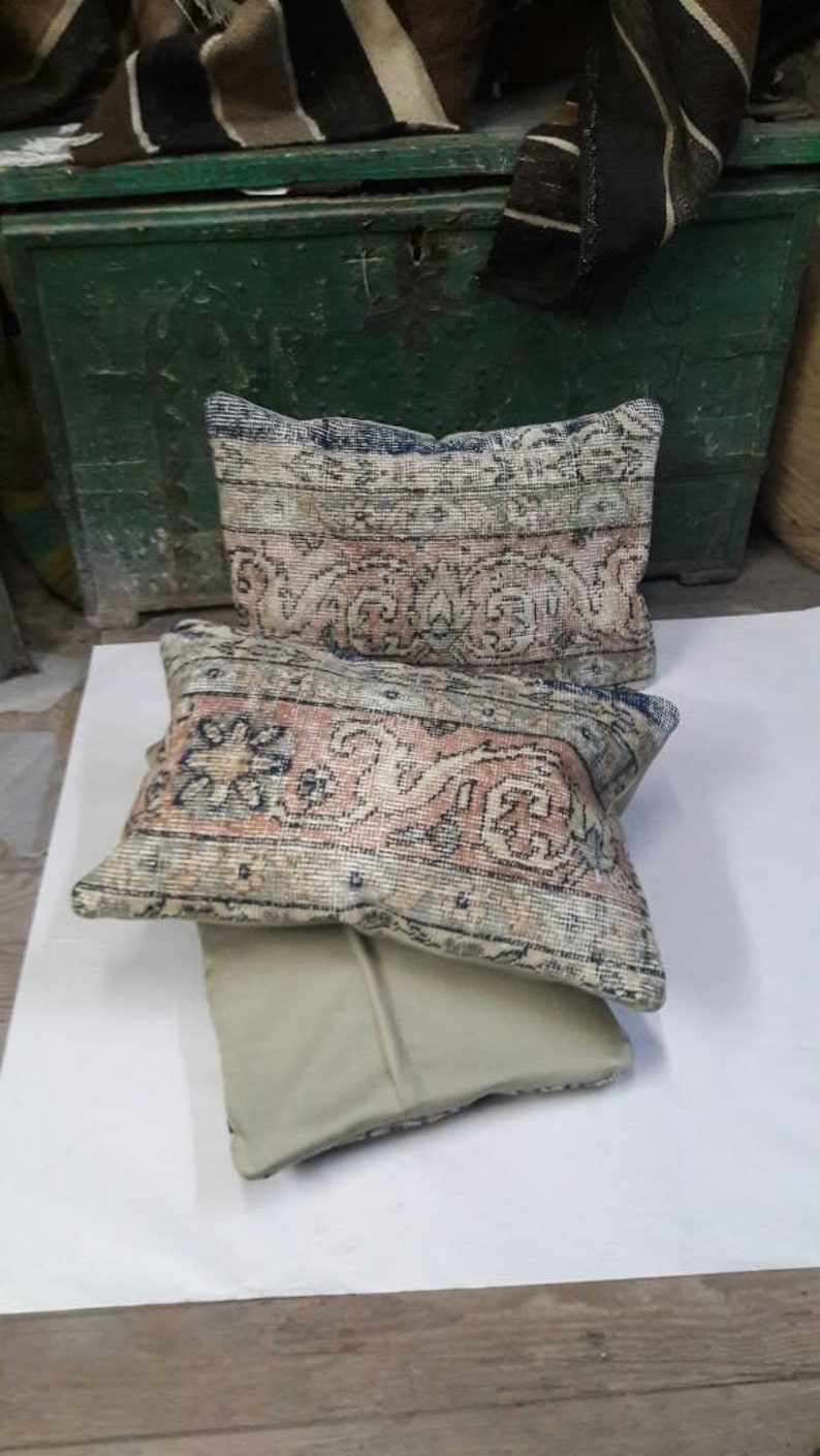 Set of 3 cushion,turkish pillows kilim pillows.throw lumbar pillows.embroidery 14x20inc pillows wool pillow carpet pillow.cm50x35