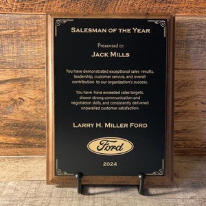 Personalized Engraved Plaques and Awards, Corporate Awards, Military Recognition, Sports, Retirement