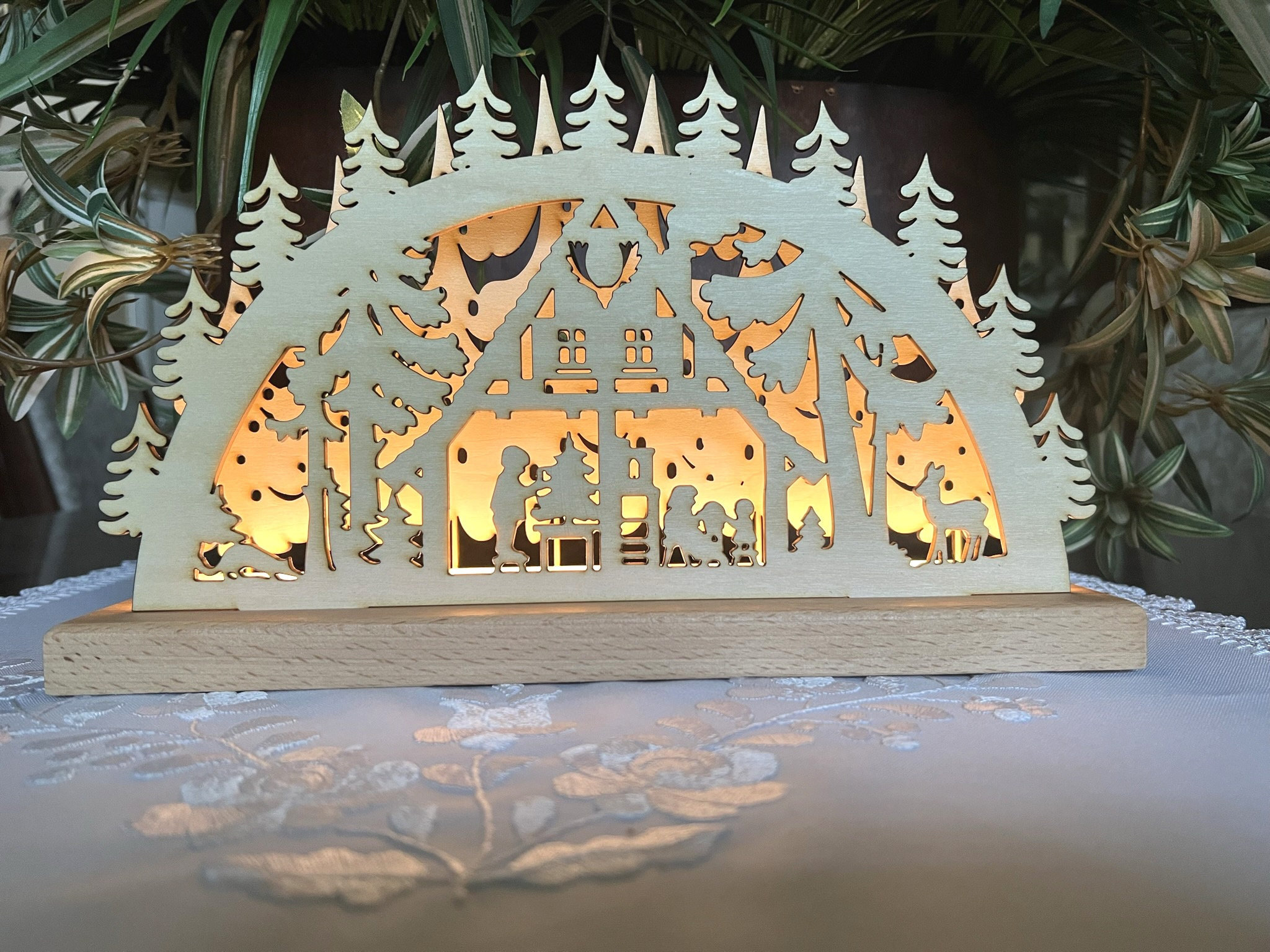 Tietze LED照明付き木製飾り台 ドイツ製 キャンドルアーチ シュヴィボーゲン、ドイツ風キャンドルアーチ、点灯式ドイツ風